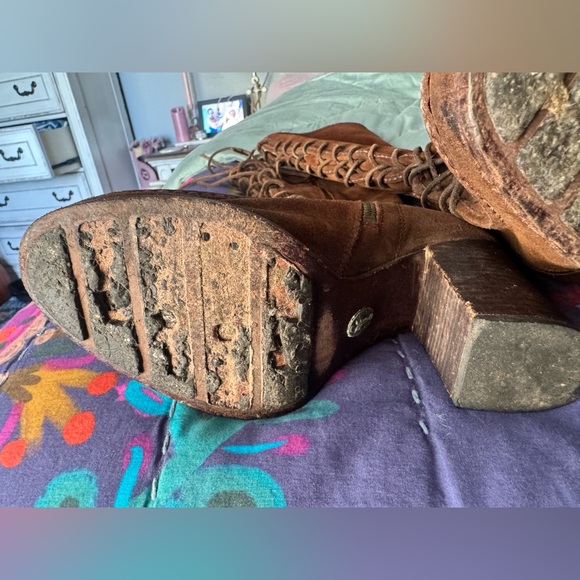 Frye Women’s Parker Brown Lace-Up Knee-High Moc Boots - Picture 16 of 16